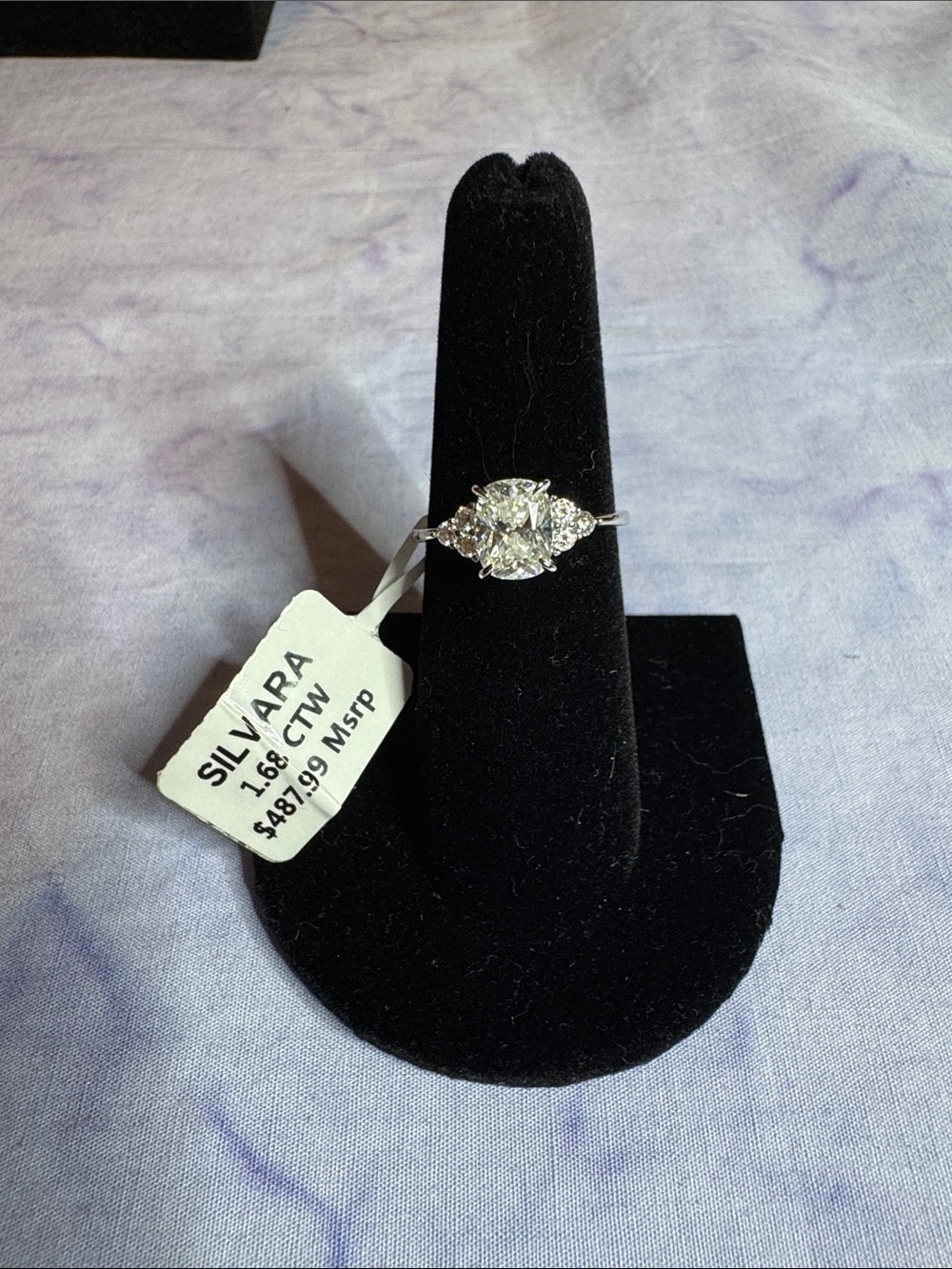 Oval Cut Moissanite DiamondRing in 925 Sterling Silver - Picture 1 of 4